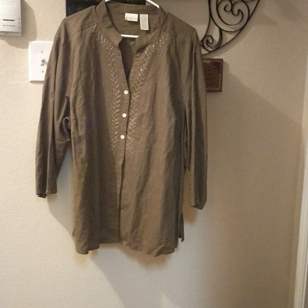 Erika Woman Olive Gold Threading Embroidery Top - Picture 4 of 6